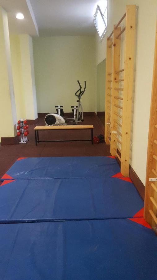 Piso Zona Hospital 6 Personas Apartment Oviedo Ngoại thất bức ảnh