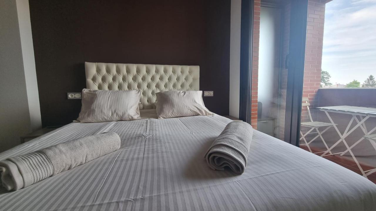 Piso Zona Hospital 6 Personas Apartment Oviedo Ngoại thất bức ảnh